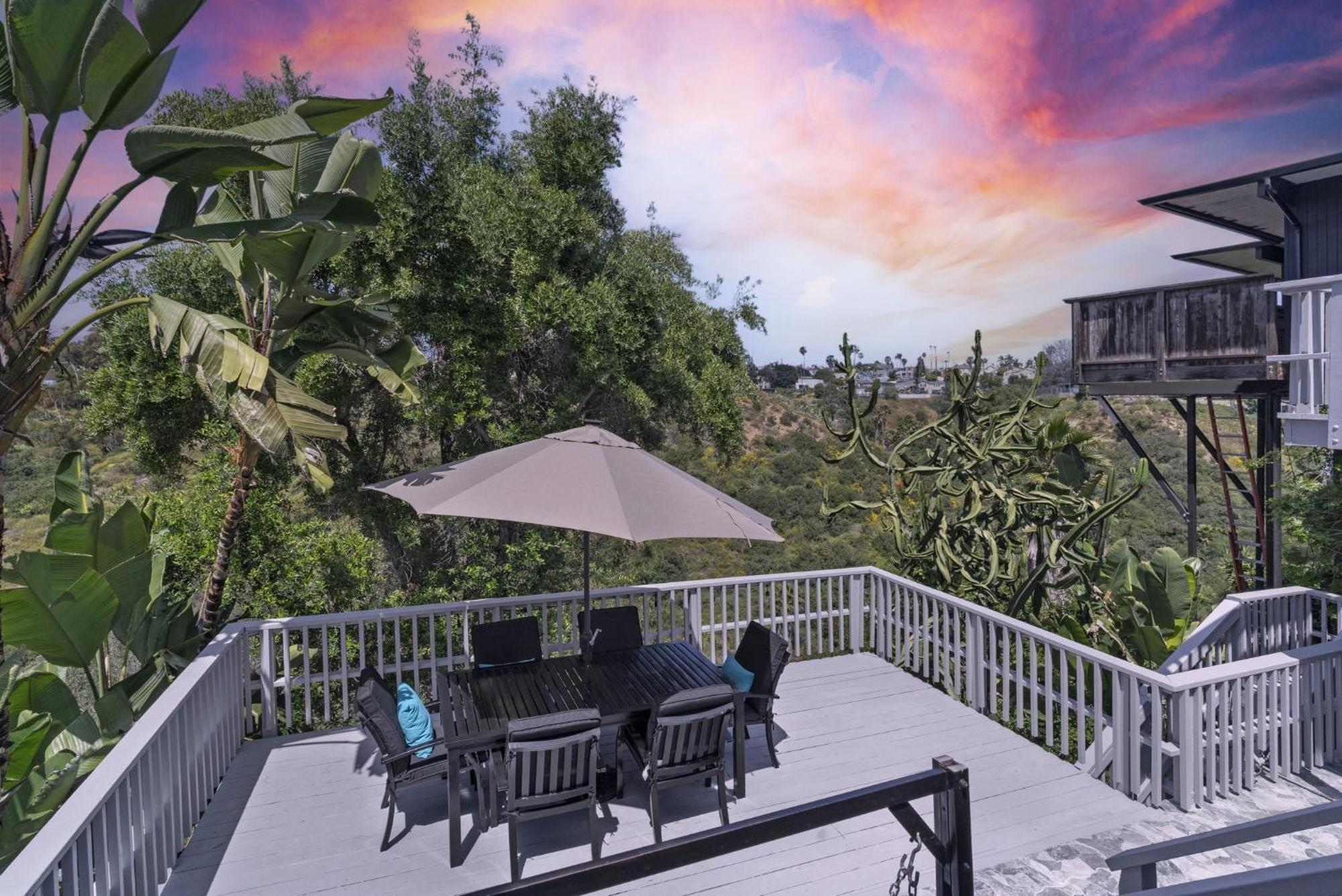 Casa de férias Near Things Sd - Canyonview - Jacuzzi - Ev Charge