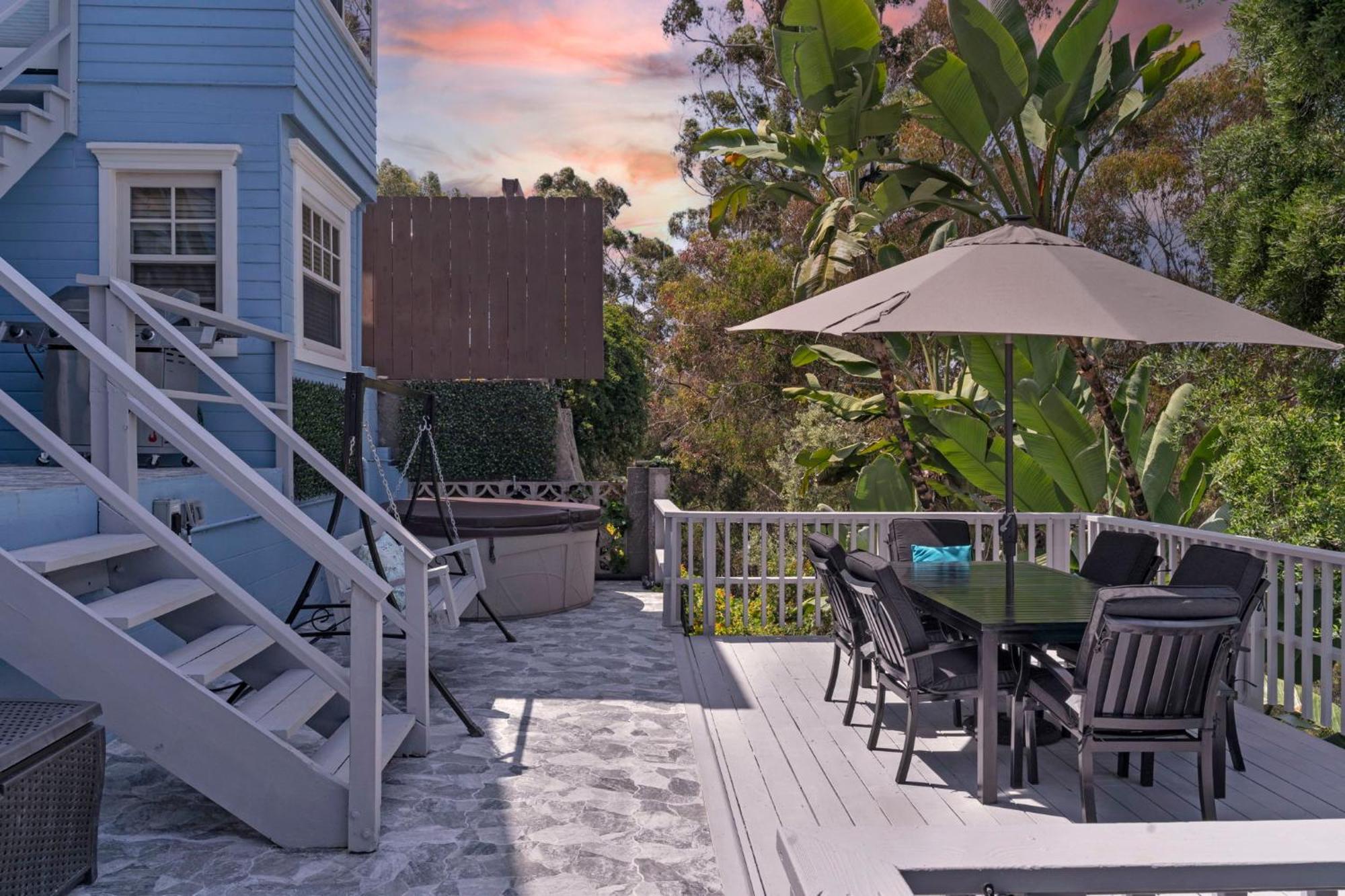 Casa de férias Near Things Sd - Canyonview - Jacuzzi - Ev Charge San Diego